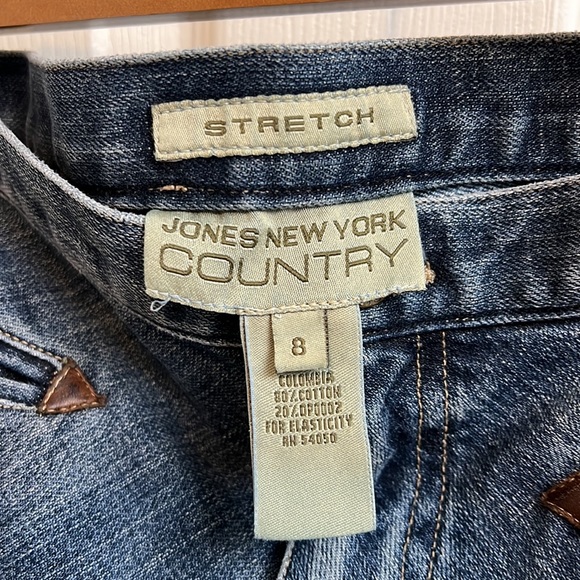Jones NY denim skirt - Picture 3 of 3